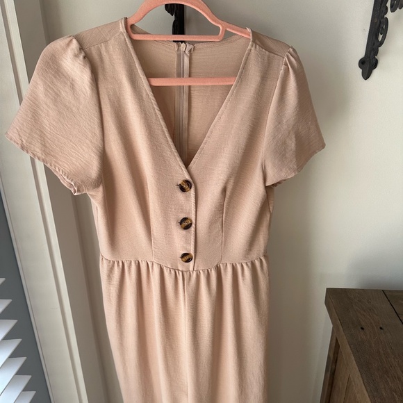 VCAY Puff Sleeve Zip Back Jumpsuit - Picture 3 of 8